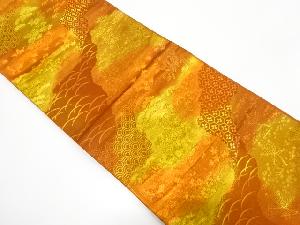 霞取りに草花・古典柄織り出し　袋帯